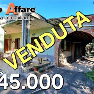 Villa for Sale in Aragona