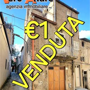 Casa singola In Vendita a Favara