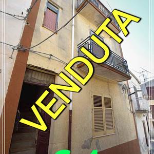 Casa singola In Vendita a Sutera