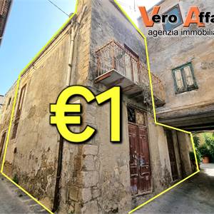 Einfamilienhaus zu Verkauf in Campofranco
