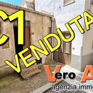 Casa singola In Vendita a Sutera