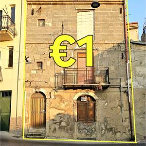 Casa singola In Vendita a Campofranco