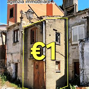 Casa singola In Vendita a Aragona