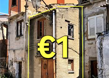VENDESI CASA A 1€ AD ARAGONA