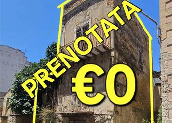 Town House в продажа для Naro
