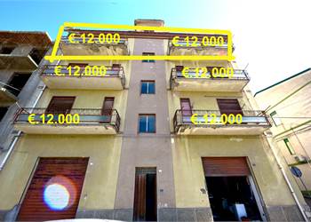 VENDESI 6 APPARTAMENTI DA 75 MQ CIASCUNO