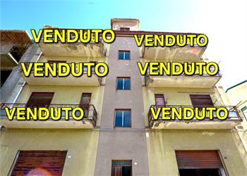 VENDESI 6 APPARTAMENTI DA 75 MQ CIASCUNO
