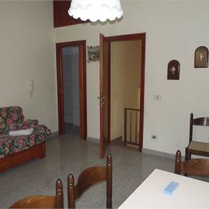 Town House for Sale in Aragona